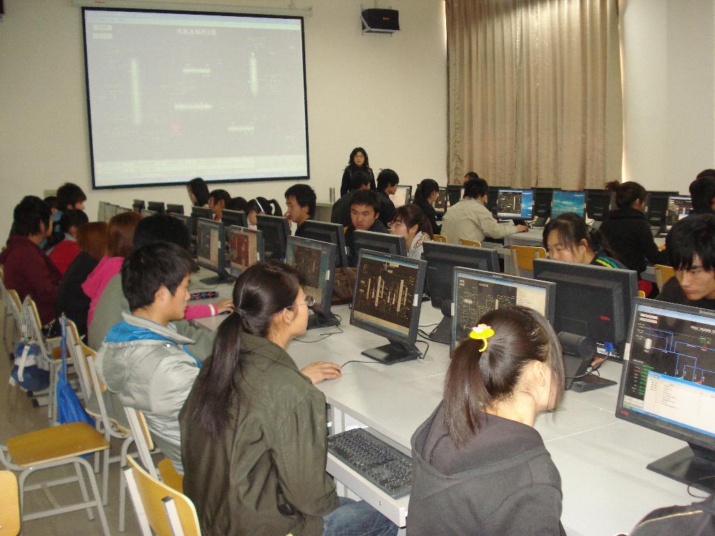 化工仿真培训现场